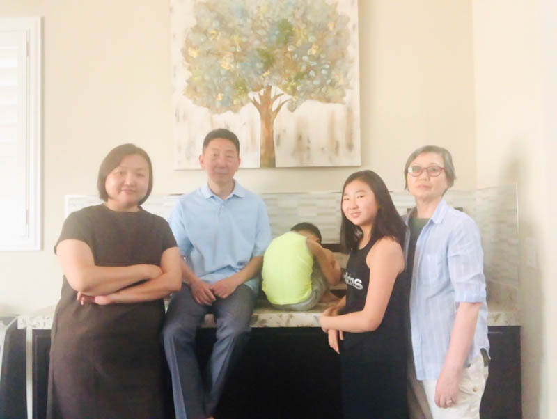 family_photo_contest_-03.jpg